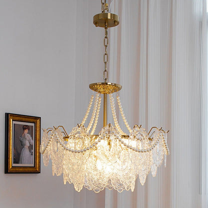 Élégant lustre en cristal français pour une décoration sophistiquée