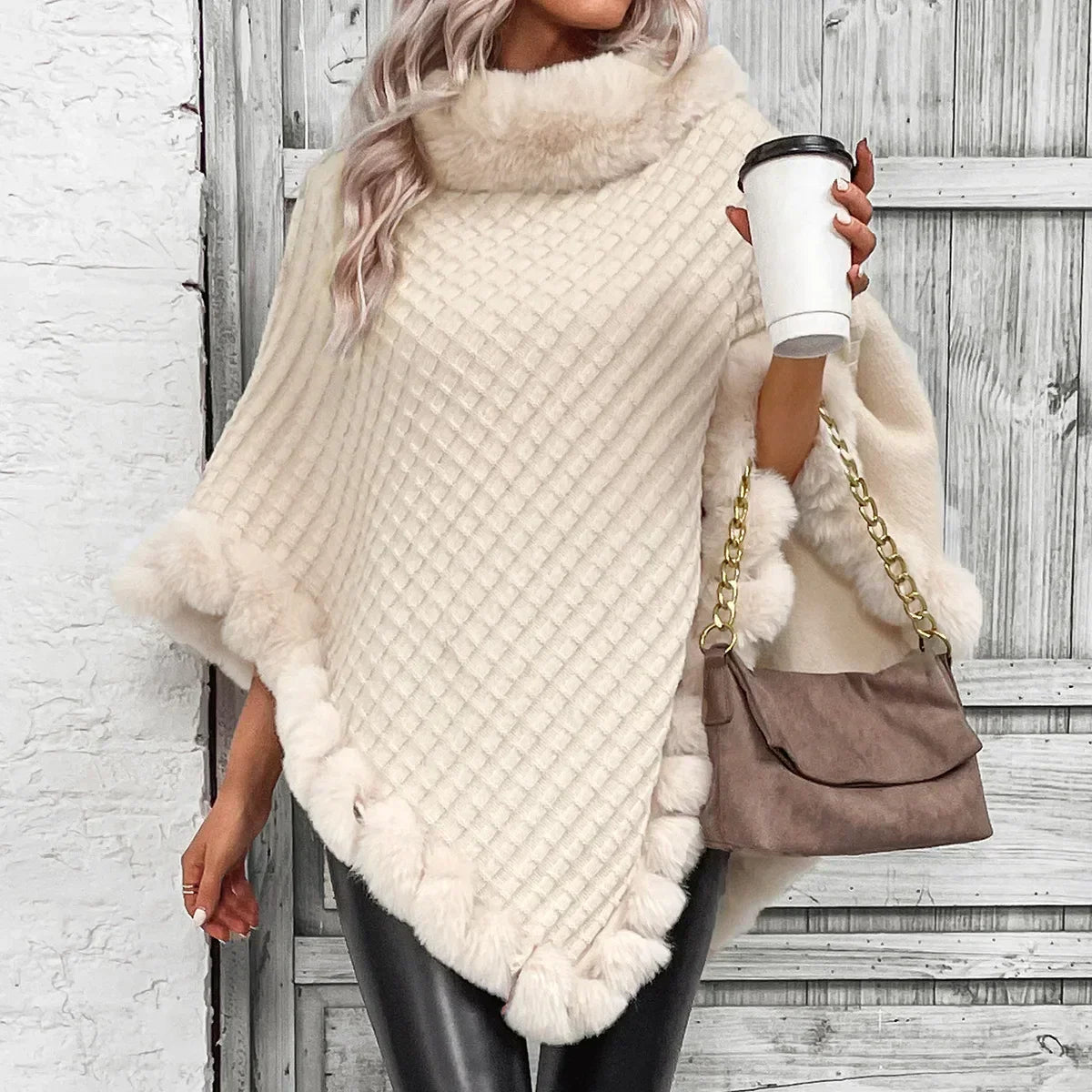 DELILAH | PULL PONCHO
