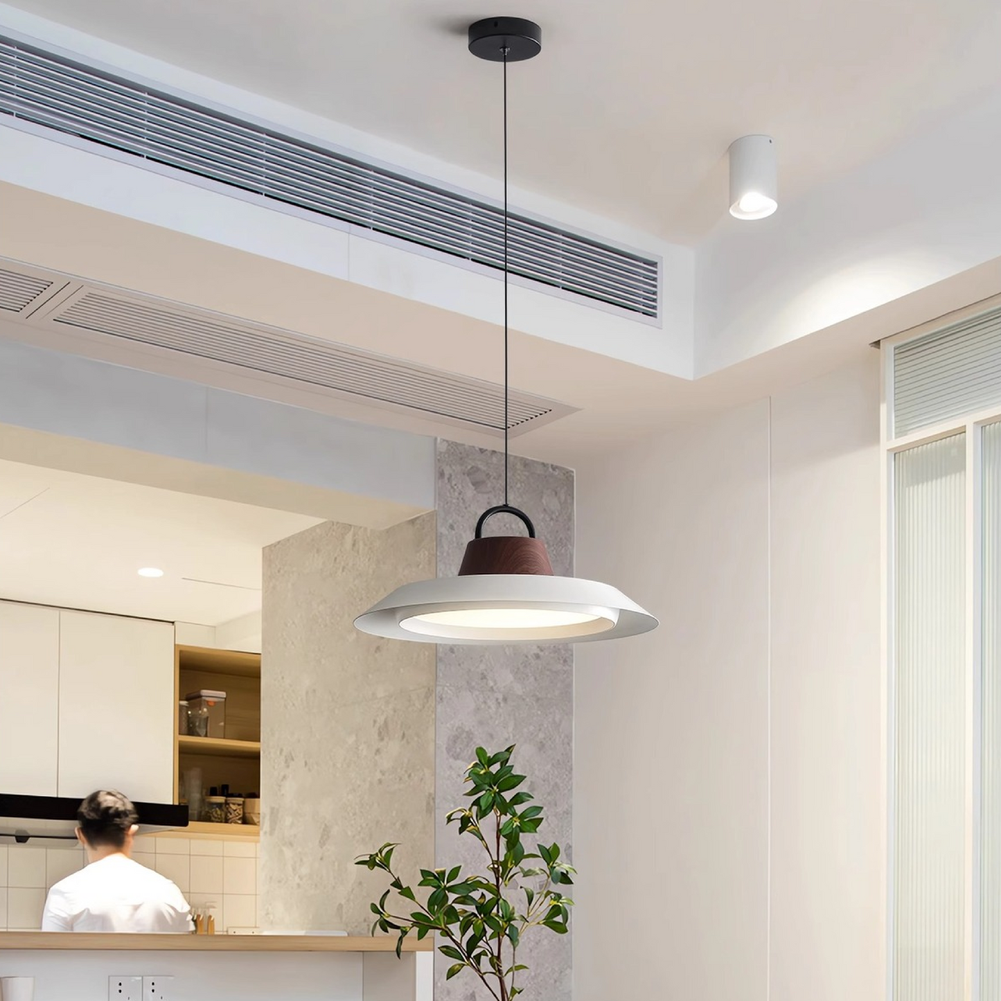 Lampada Pendante Scandinava in Legno e Metallo per un tocco di eleganza moderna
