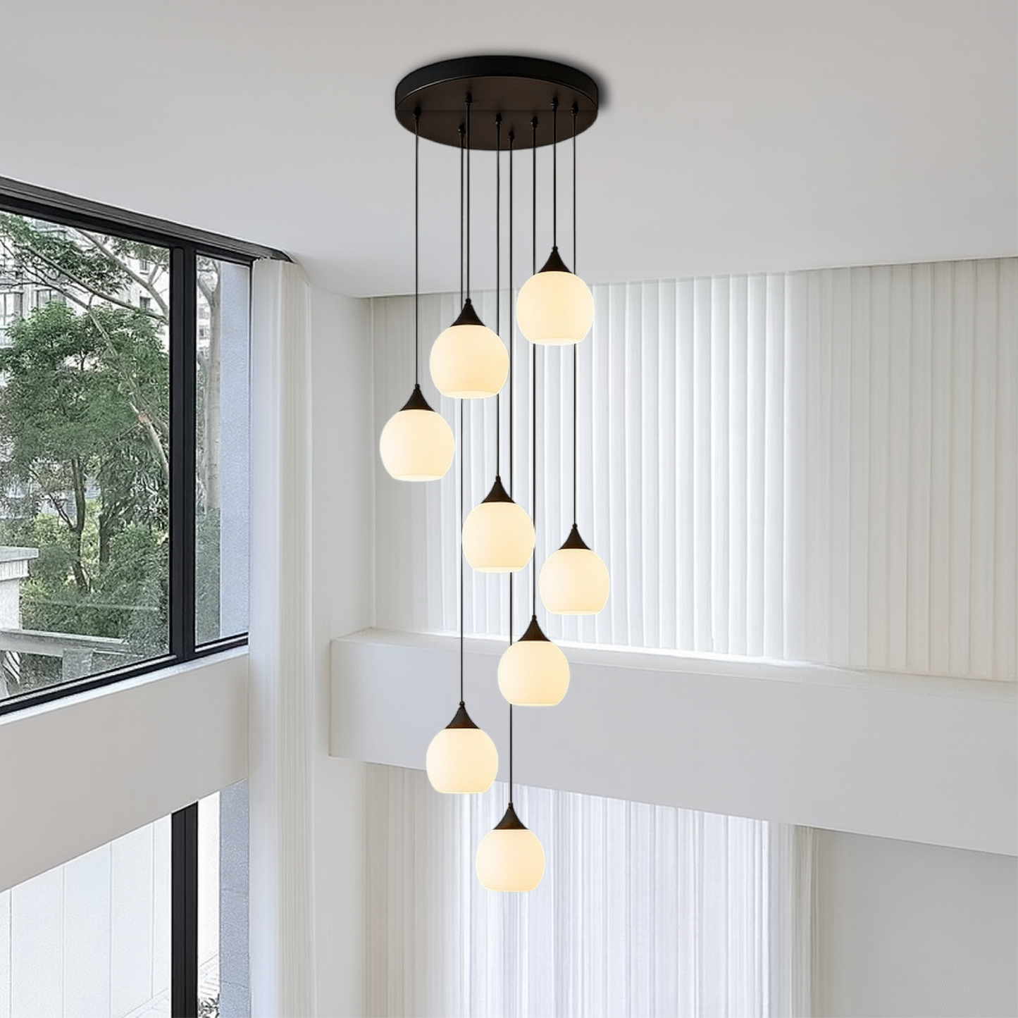 Éclairez votre demeure avec le lustre d'escalier Villa Gade