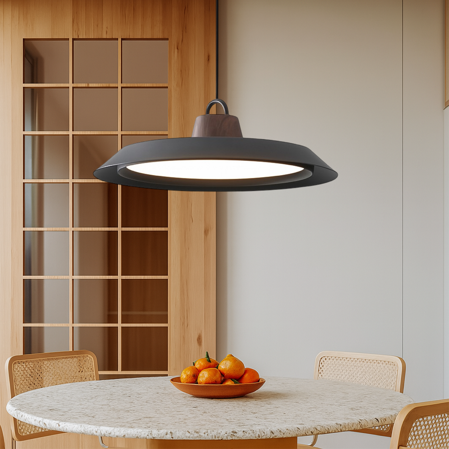 Lampada Pendante Scandinava in Legno e Metallo per un tocco di eleganza moderna