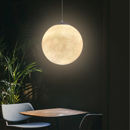 Lampa z motywem księżyca - odświeżająca i stylowa dekoracja sufitowa