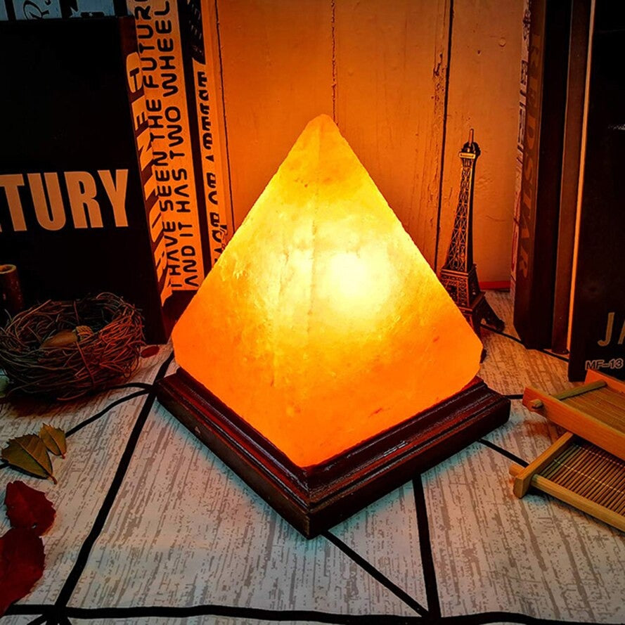Pyramid salt lamp