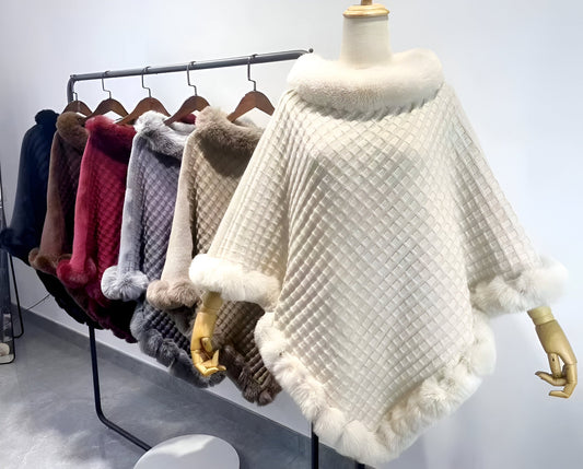 DELILAH | PULL PONCHO