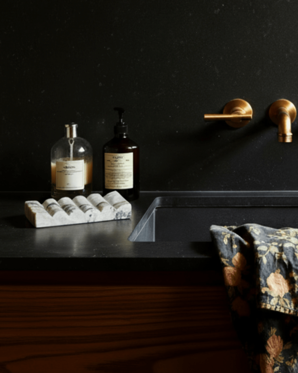 Tiril Marble Soap Dish